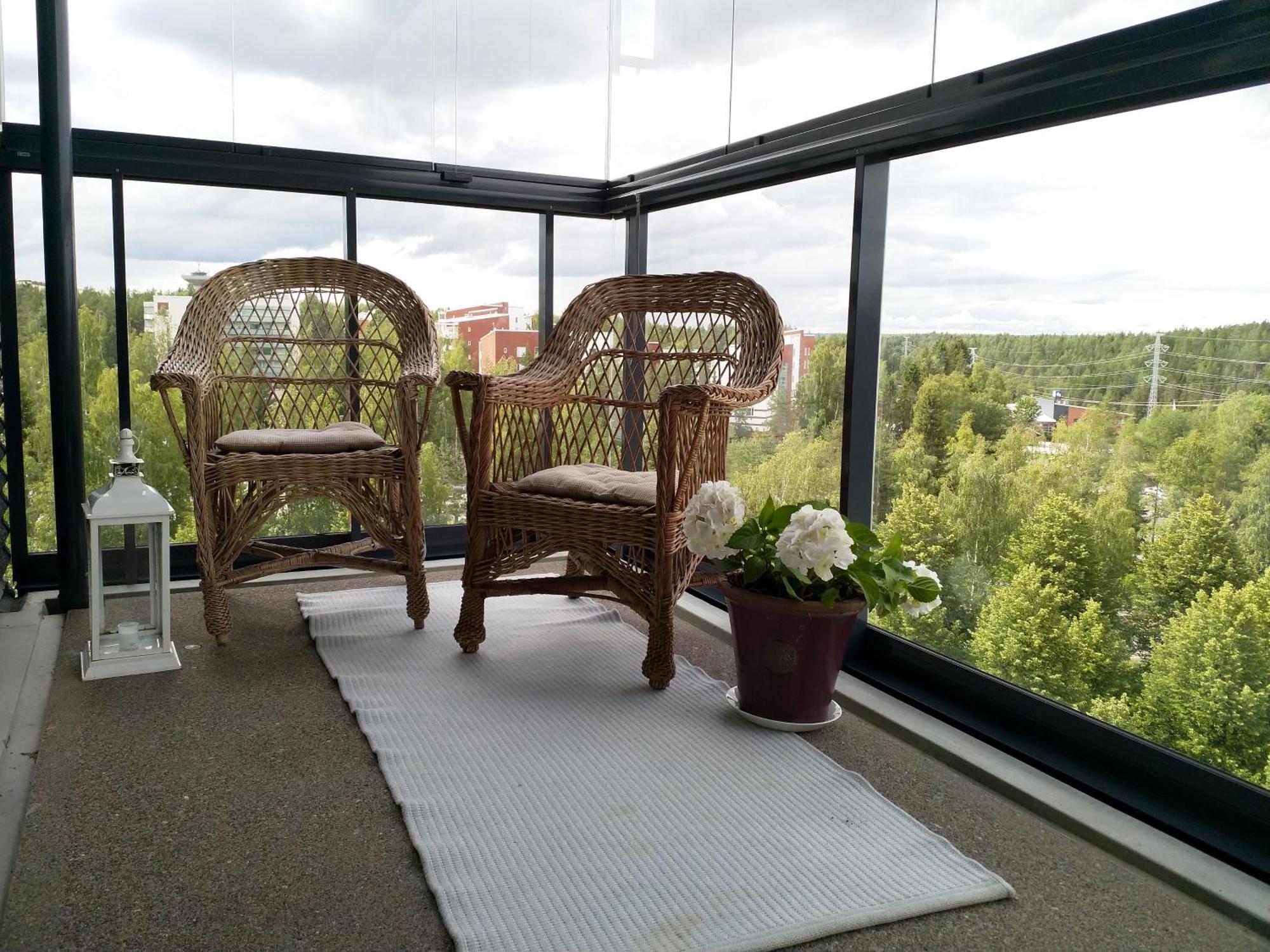 Tilava Saunallinen Kaksio Parkkipaikalla 坦佩雷 外观 照片